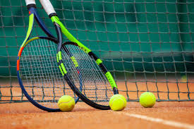 Raquettes de tennis et balles