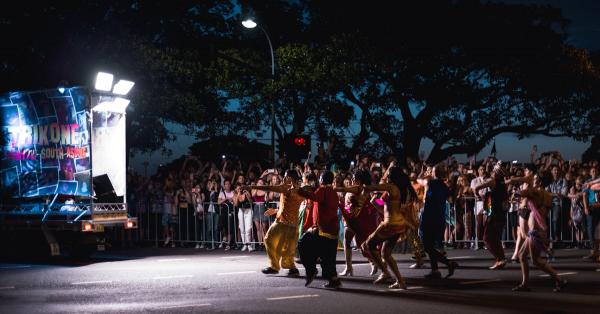 danseurs dans la rue